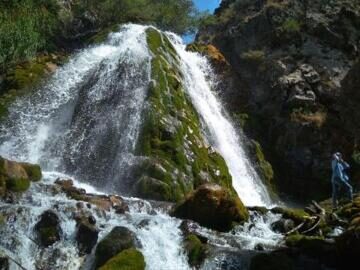 Uzbekistan hiking trekking in Ugam-Chatkal national park to Aksarsay waterfall